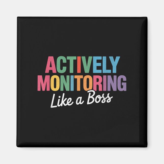 Aimant Surveillance Active Comme Un Enseignement De Test  (Devant)