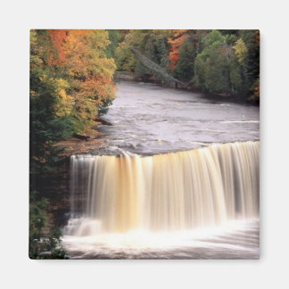 Aimant Tahquamenon Falls, Michigan