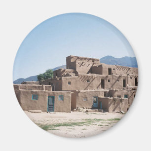 Aimant Taos Pueblo
