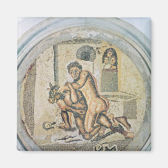 Aimant Thésée lutte avec le Minotaure (Devant)