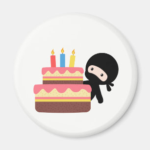 Aimant Tiny Ninja Derrière le gâteau d'anniversaire