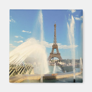 AIMANT TOUR EIFFEL PARIS FRANCE