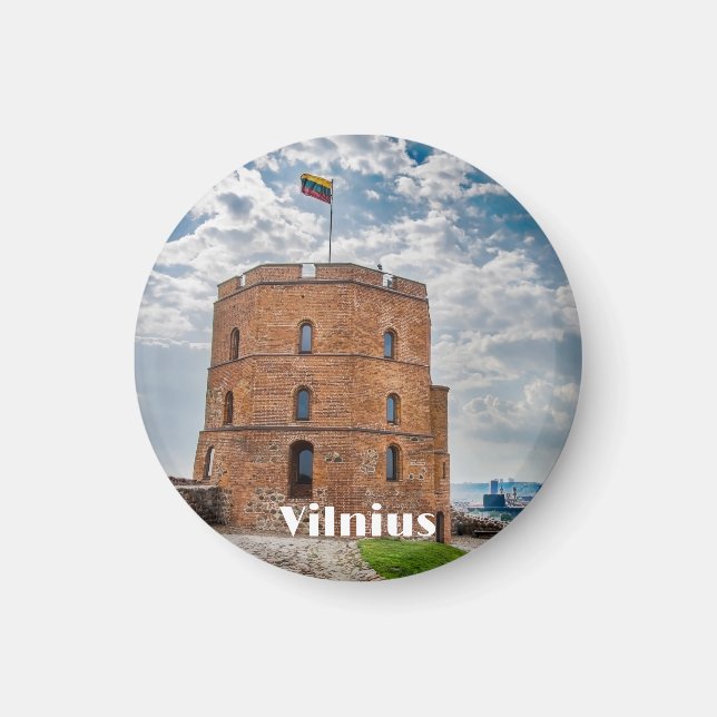Aimant Tour Gediminas à Vilnius, Lituanie (Devant)