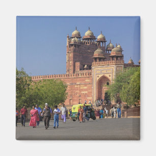 Aimant Touristes devant Fatehpur Sikri, en