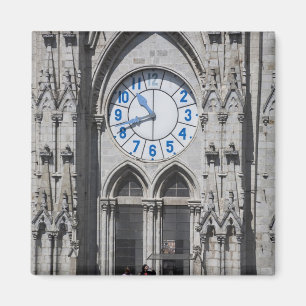 Aimant Tours de l'horloge à la Basilique nationale, Équat