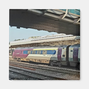 Aimant Train Maroon, sous le pont