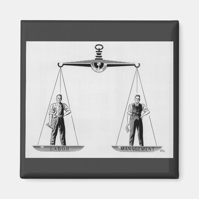 Aimant Travail vintage contre gestion, échelles de justic (Devant)