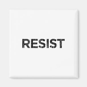 Aimant Trump résiste à la contestation anti-politique de 