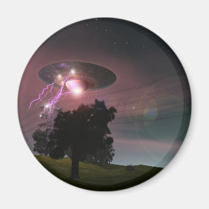 Aimant UFO au-dessus d'aimant des lignes à haute tensi