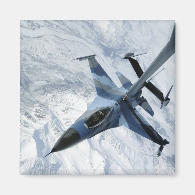 Aimant Un agresseur F-16 est en position de contact (Devant)