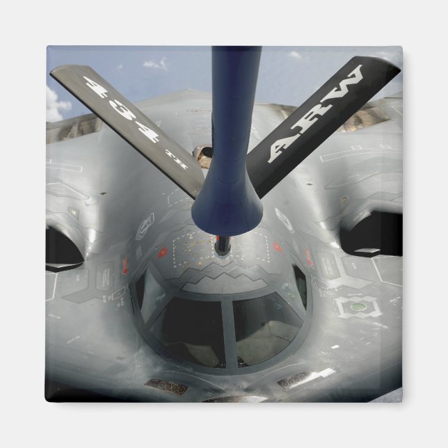 Aimant Un avion B-2 Spirit en position (Devant)