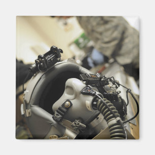 Aimant Un casque d'équipage de conduite entièrement assem