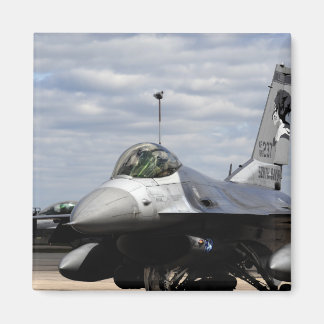 Aimant Un Faucon de combat F-16