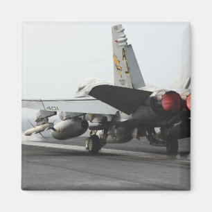 Aimant Un frelon de F/A-18C lance du poste de pilotage 2