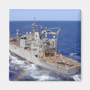 Aimant Un hélicoptère nettoie le poste de pilotage