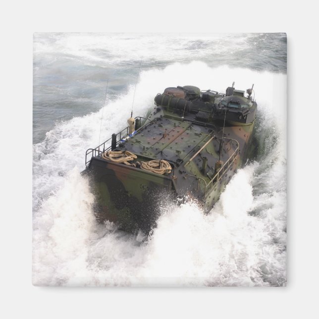 Aimant Un véhicule d'assaut amphibie 2 (Devant)