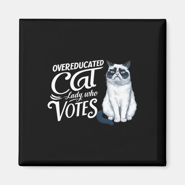 Aimant Une Femme Au Chat Suréduquée Qui Vote (Devant)