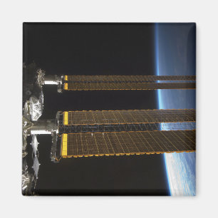 Aimant Une partie de la Station Spatiale Internationale 2