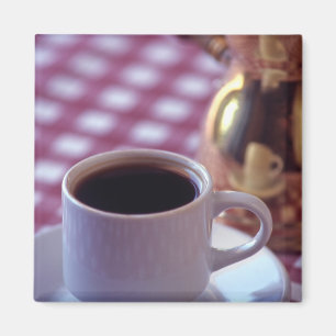 Aimant Une tasse de café arabe. Syrie. Le Milieu