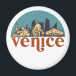 Aimant Venise Italie Rétro City Skyline Ville Art<br><div class="desc">Design urbain vintage et rétro avec une belle skyline, attraction touristique et art urbain. gratte-ciel Cool et silhouette de construction merchandises pour touristes et voyageurs. Parfait comme souvenir à rapporter à la maison lorsque vous voyagez dans le monde entier. Enregistrez la mémoire de votre voyage et de vos vacances en...</div>