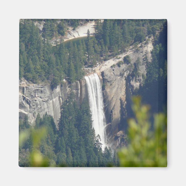 Aimant View of Vernal Falls from Glacier Point (Devant)