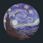 Aimant Vincent Van Gogh Starry Nuit Vintage Art<br><div class="desc">Vincent van Gogh Starry Night Art Peinture Starry Night est un tableau de l'artiste post-impressionniste néerlandais Vincent van Gogh. Le ciel bleu de la nuit est rempli de nuages tourbillonnants, d'étoiles et d'une lune brillante croissant. La Nuit étoilée est la seule nocturne de la série de vues depuis la fenêtre...</div>