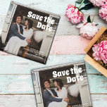 Aimant Vintage moderne Retro Bold Typographie Mariage pho<br><div class="desc">Moderne Vintage Retro Gras Typographie Photo Mariage Enregistrer L'aimant Date. Mariage photo de style vintage,  amusant,  nostalgique,  enregistrer la date. Parfait pour les couples uniques,  amusants et excentriques qui planifient un simple mariage ou un mariage de forêt. Typographie de police rétro en gras. Questions personnalisées : info@pgcodesigns.com</div>