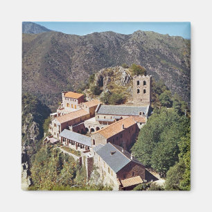 Aimant Vue de l'abbaye de St Martin du Canigou