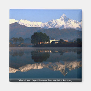 Aimant Vue de Macchapuchhre sur le lac Pokhara, Pokhara,