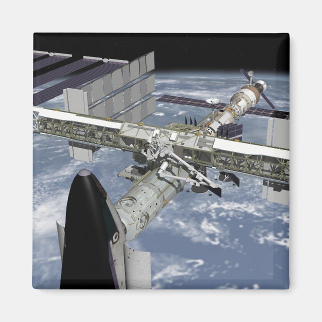 Aimant Vue rapprochée de la navette amarrée (Devant)