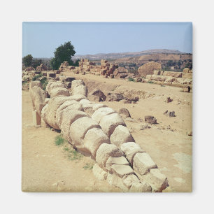 Aimant Vue sur l'une des statues géantes de Telemon