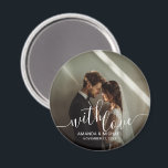 Aimant 'With Love' Photo personnalisée Mariage Faveur<br><div class="desc">Un design de mariage élégant et élégant avec les mots "avec amour" dans une belle police de caractères blanche. Il comprend de l'espace pour une photo personnalisée, des noms, et la date du mariage dans une police blanche moderne. Une façon parfaite d'ajouter une touche personnelle à votre journée spéciale !...</div>