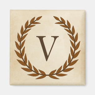 Aimant Wreath Laurel sur le monogramme de parchemin Initi