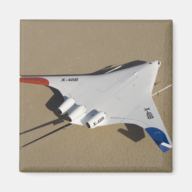 Aimant X-48B Corps à aile mixte véhicule aérien sans pilo (Devant)