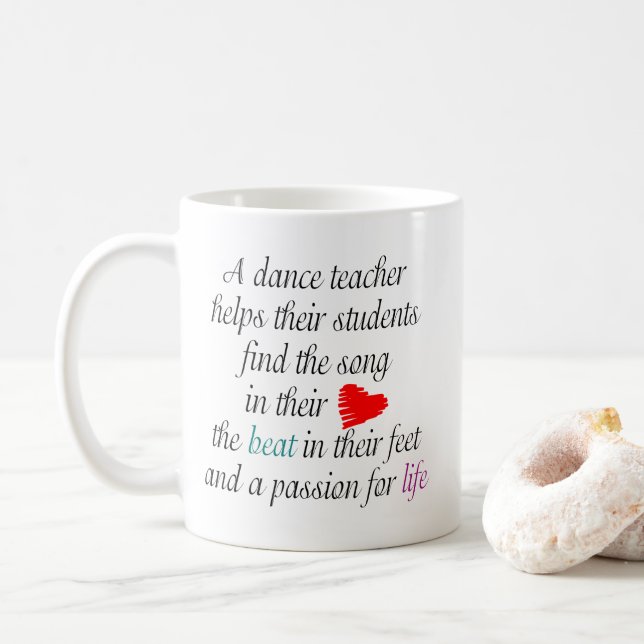 Aimez enseigner la tasse de danse (Avec donut)