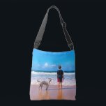 Ajustable Photo personnalisée Sac Crossbody avec votre anima<br><div class="desc">Sacs ou Sacs fourre-tout de carrosserie photo personnalisés - Votre propre design avec animal de compagnie / chien - Famille personnalisée / amis ou cadeau personnel - Ajouter votre photo / ou texte - Redimensionner et déplacer ou supprimer et ajouter des éléments / du texte avec l'outil de personnalisation! Vous...</div>