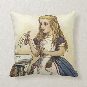 Alice dans le pays des merveilles et le coussin de