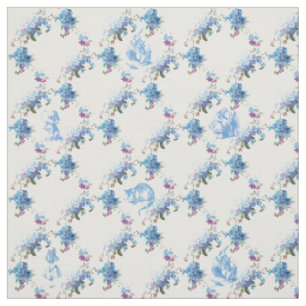 Alice dans le tissu floral bleu du pays des