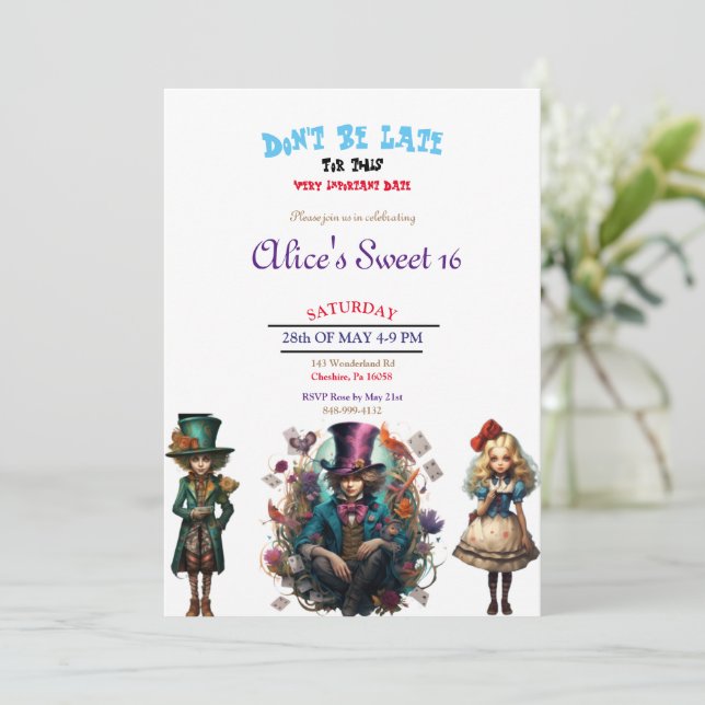 Alice In Wonderland Sweet 16 Invitations (Debout devant)