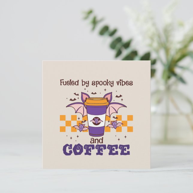 Alimenté par des Vibes Éffrayantes et du café - Ch (Debout devant)