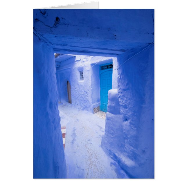 Allée bleue de la ville (Devant)