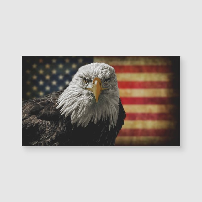 American Bald Eagle on Grunge Flag (Devant)