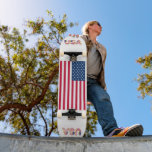 American Flag Skateboard - USA - Patriotique<br><div class="desc">USA - Etats-Unis d'Amérique - Drapeau - Patriotique - Fête de l'Indépendance - 4 juillet - Personnalisable - Choisissez / Ajoutez votre texte unique / Couleur / Image - Faites votre cadeau spécial - Redimensionnez et déplacez ou supprimez et ajoutez des éléments / image avec outil de personnalisation. Vous pouvez...</div>