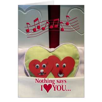 Amour d'amusement - deux coeurs dans le lit