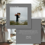 Amour & Merci Minimaliste Gris Photo & Note Mariag<br><div class="desc">Cette simple carte de remerciement mariage présente un design minimaliste avec votre photo sur un arrière - plan gris. La légende justifiée gauche sur le devant indique Love & Thanks, avec vos noms juste justifiés ci-dessous donnant à la carte un look moderne et symétrique. Le verso peut contenir un court...</div>
