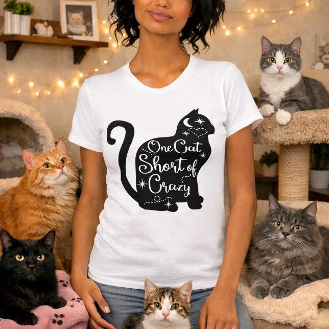 amoureux de les chats Un Chat À Moins D'Un T-Shirt (Créateur téléchargé)