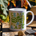 Amoureux plantes Photo Mug<br><div class="desc">Préparez-vous à élever votre obsession plante avec cette chatte "Dame Plante folle" ! Parfait comme cadeau d'un amoureux plante, cette tasse est entièrement personnalisable - ajoutez votre nom et photo préférée remplie de plante pour en faire le vôtre unique. Que vous sirotiez un café le matin ou que vous arrosiez...</div>