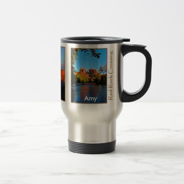 Amy sur la tasse rouge de croisement de roche (Droit)
