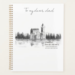 ancien château au bord du lac noir et blanc