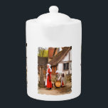 ANCIENNE ANGLETERRE<br><div class="desc">Deux femmes Tudor nettoient les baignoires par la pompe à eau. Angleterre Royaume-Uni.</div>